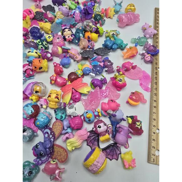 Large Assorted Lot Of Hatchimals - Picture 4 of 6